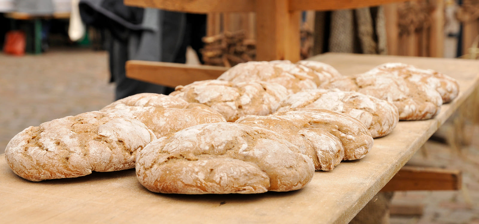 Nice Living – Brot und Strudelmarkt in Brixen Nice Living - Brot und Strudelmarkt in Brixen