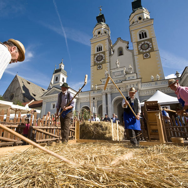Nice Living - Brot und Strudelmarkt in Brixen