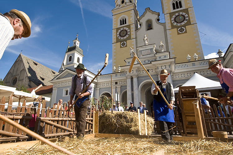 Nice Living - Brot und Strudelmarkt in Brixen